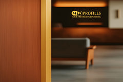 Plastic PVC Corner Angle Trim Profiles – 90° Gold or Silver