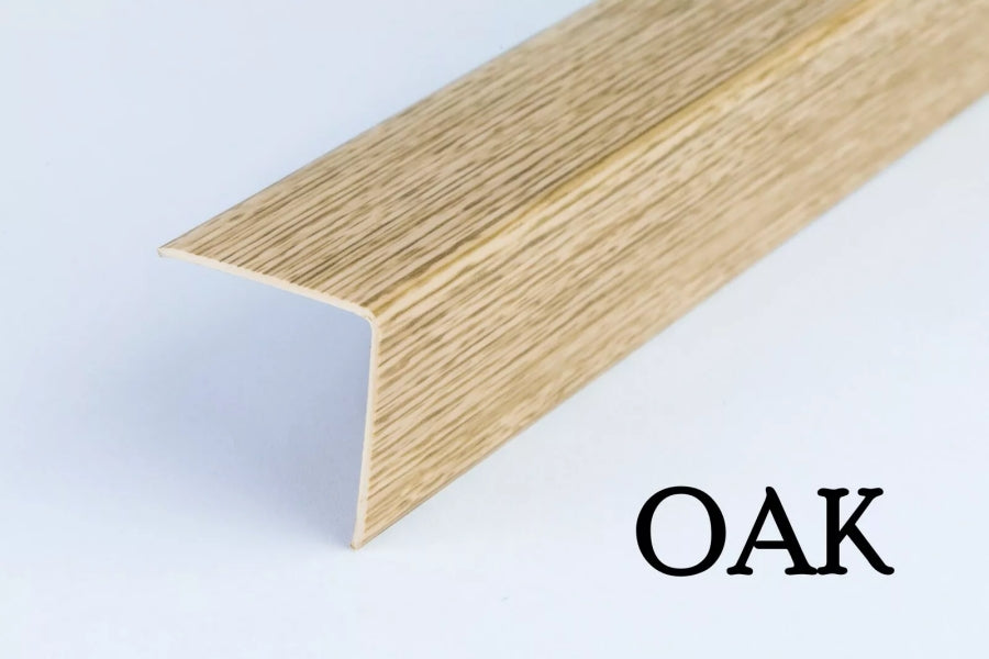 Wood Effect PVC Corner Angle Trim – Oak 1 Metres