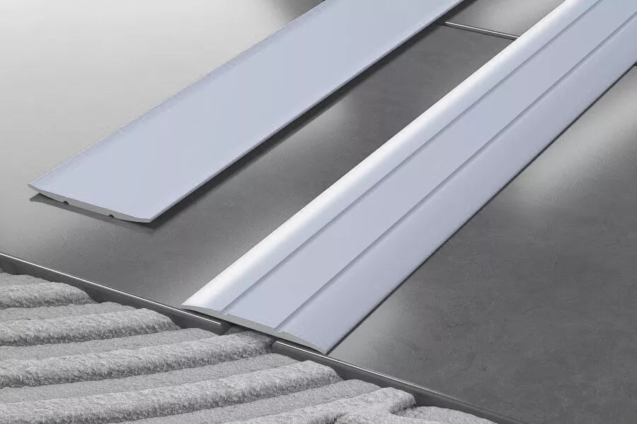 Aluminium door threshold strip 38mm x 900mm tranistion strip