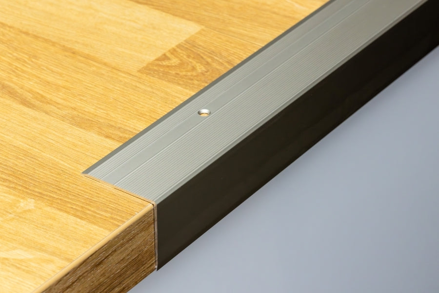 Stair edge protector aluminium nosing close-up