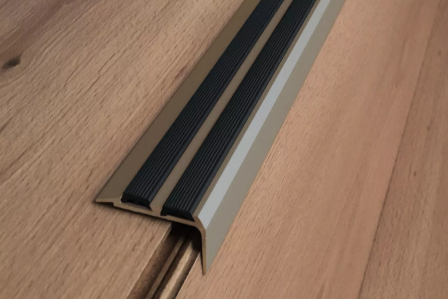 1 m aluminium stair nosing champagne finish