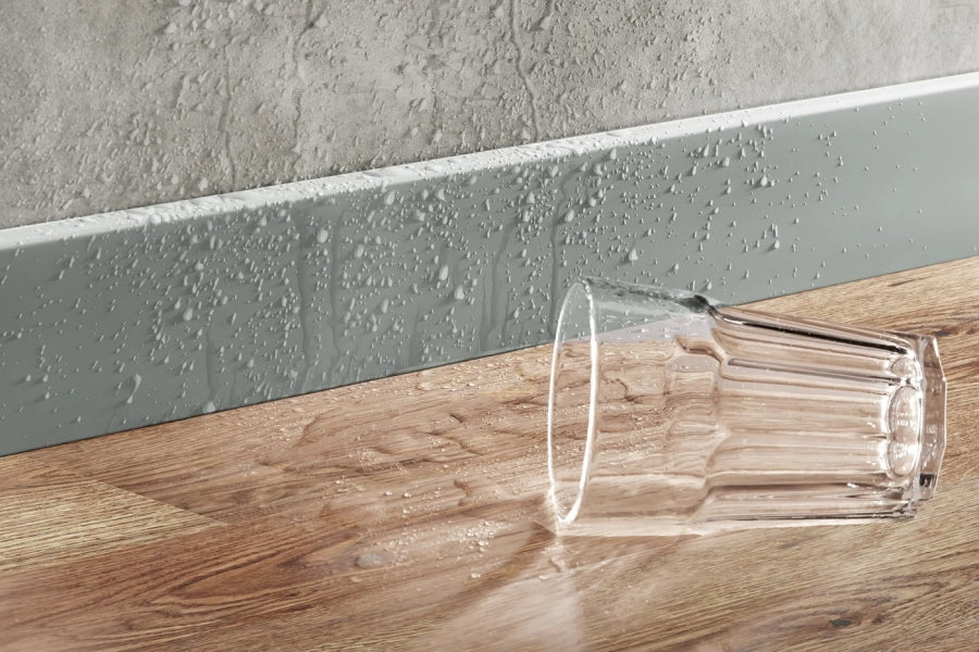 Skirting board for renovation and replacements